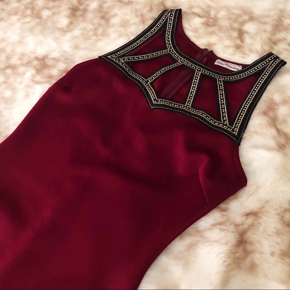 Dainty Hooligan - Burgundy Cut-Out Neckline Dress